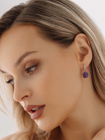 Купить оптом серьги из серебра с фианитами и чароитами 2340460380-93 от Krasnoe