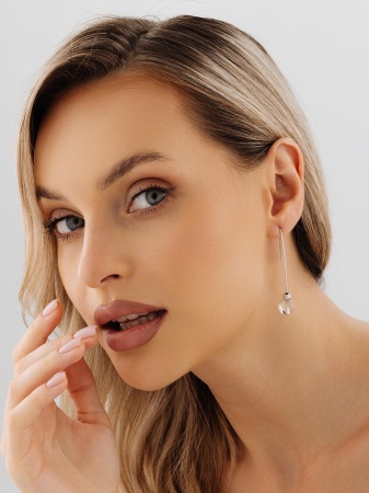 Купить оптом серьги из серебра с хрусталём 2340521068 от Krasnoe