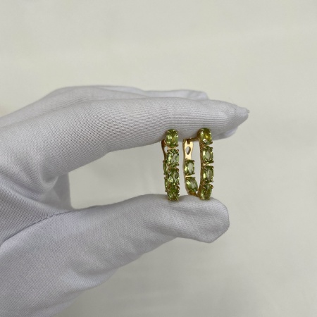 Купить оптом серьги из серебра с хризолитами 2318131182 от Krasnoe