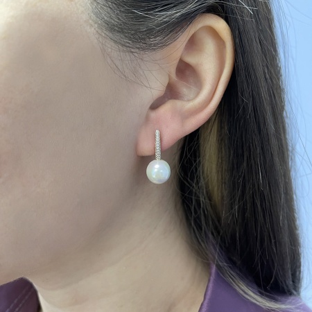 Купить оптом серьги из серебра с жемчугами и фианитами 2320241558л от Krasnoe