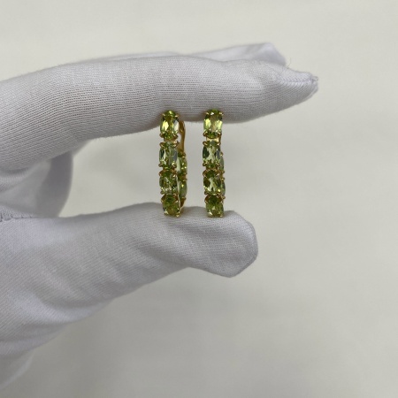 Купить оптом серьги из серебра с хризолитами 2318131182 от Krasnoe