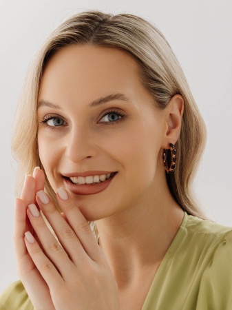 Купить оптом серьги из серебра с гранатами 2320151183 от Krasnoe