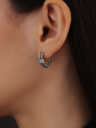 Купить оптом серьги из серебра с фианитами 2317205450л от Krasnoe