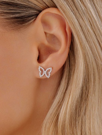 Купить оптом пусеты из серебра с фианитами 2340204820л от Krasnoe