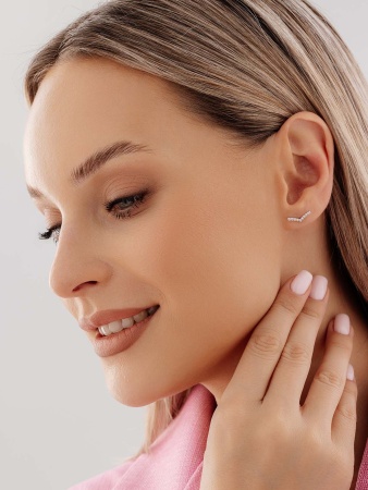 Купить оптом пусеты из серебра с фианитами 2340205454л от Krasnoe