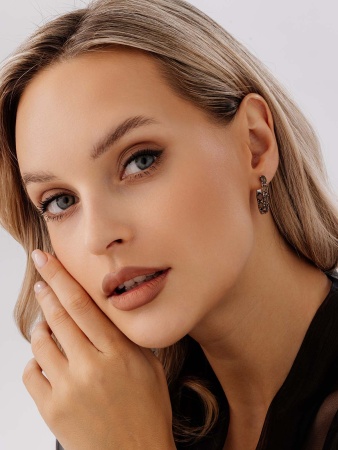 Купить оптом серьги из серебра с топазами 2340101182 от Krasnoe