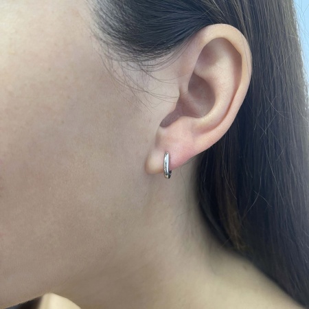 Купить оптом серьги из серебра с фианитами 2340204847л от Krasnoe