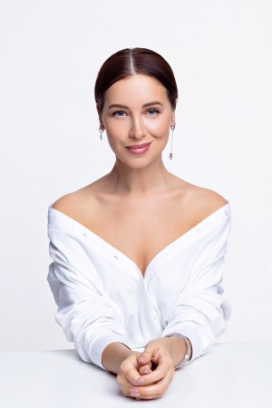 Купить оптом серьги из серебра без вставок 2340401242 от Krasnoe