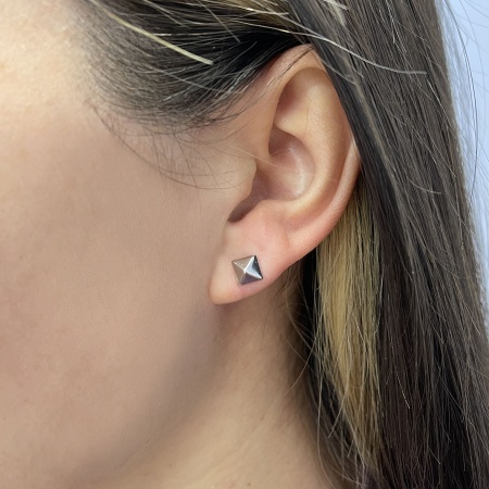 Купить оптом пусеты из серебра без вставок 2340400545 от Krasnoe