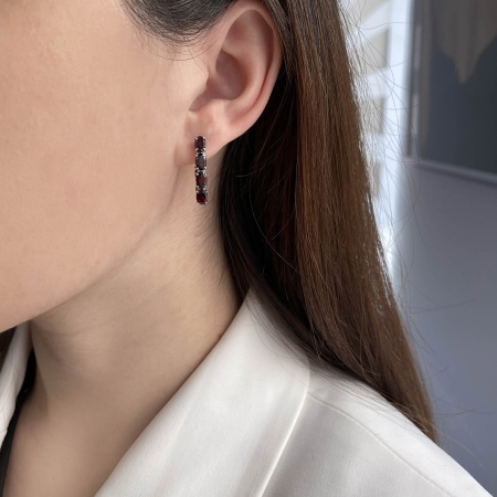 Купить оптом серьги из серебра с гранатами 2340151182 от Krasnoe