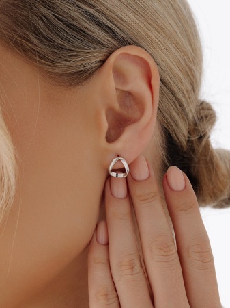 Купить оптом пусеты из серебра без вставок 2340405874 от Krasnoe