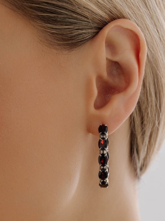 Купить оптом серьги из серебра с гранатами 2340151183 от Krasnoe