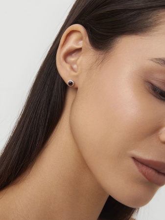 Купить оптом пусеты из серебра с гранатами и фианитами П340154140л от Krasnoe