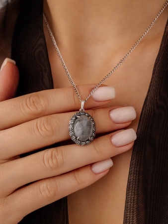 Купить оптом подвеска из серебра с лабрадоритом 3310Л05173 от Krasnoe