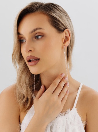 Купить оптом серьги из серебра с фианитами 2340200603 от Krasnoe