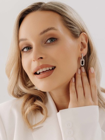 Купить оптом серьги из серебра без вставок 2340405591 от Krasnoe