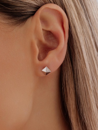 Купить оптом пусеты из серебра с фианитами 2340200544 от Krasnoe