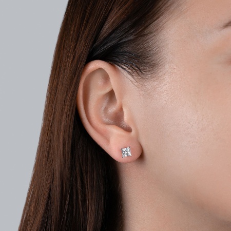 Купить оптом пусеты из серебра с фианитами 2340202091 от Krasnoe