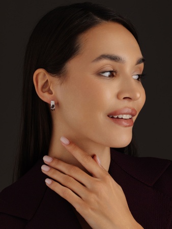 Купить оптом серьги из серебра с гранатами 2340151673 от Krasnoe