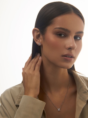 Купить оптом пусеты из серебра с фианитами 2340205421 от Krasnoe