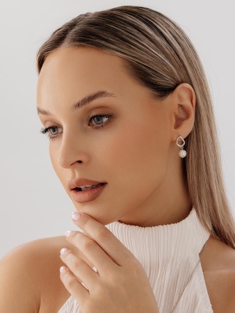 Купить оптом пусеты из серебра с жемчугами 2340245406 от Krasnoe