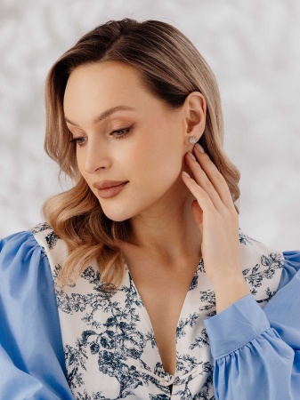 Купить оптом пусеты из серебра без вставок 2345404803 от Krasnoe