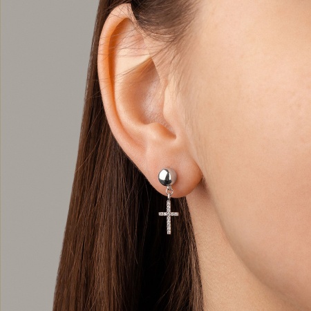 Купить оптом пусеты из серебра с фианитами 2340201345л от Krasnoe