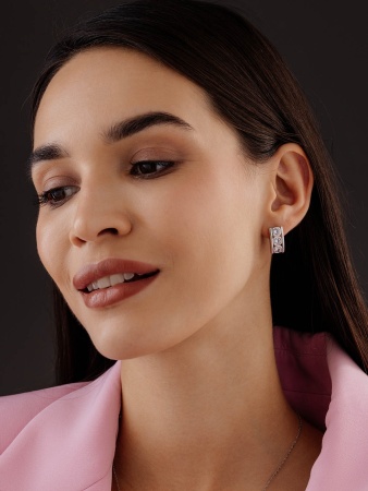 Купить оптом серьги из серебра с фианитами 2340201336 от Krasnoe