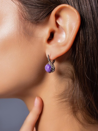Купить оптом серьги из серебра с чароитами 2340465174 от Krasnoe