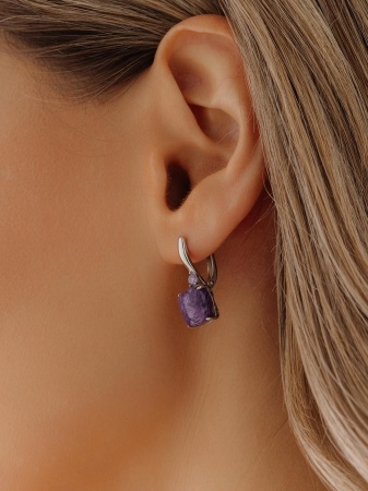 Купить оптом серьги из серебра с фианитами и чароитами 2340460380-93 от Krasnoe