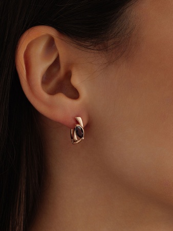 Купить оптом серьги из серебра с гранатами 2320155498 от Krasnoe