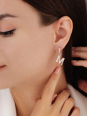 Купить оптом серьги из серебра с фианитами 2340205866л от Krasnoe