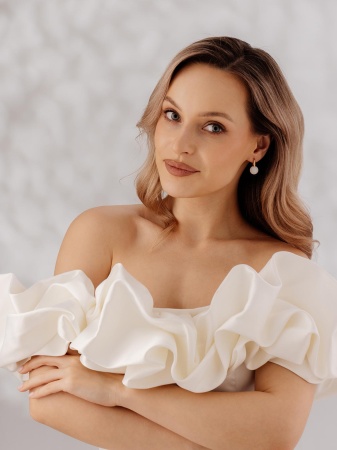 Купить оптом серьги из серебра с кристалл ювелирныйами 2320294318-10 от Krasnoe