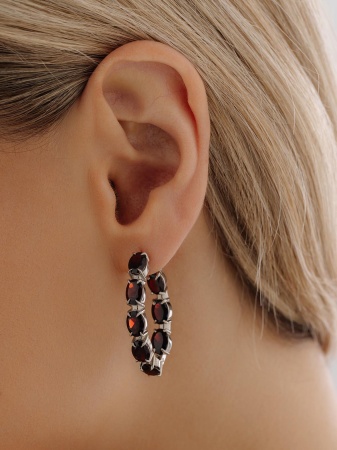 Купить оптом серьги из серебра с гранатами 2340151183 от Krasnoe