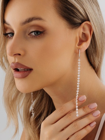 Купить оптом серьги из серебра с фианитами 2340200603 от Krasnoe