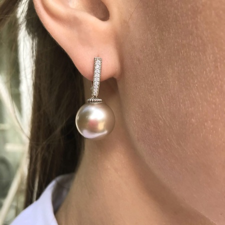 Купить оптом серьги из серебра с жемчугами и фианитами 2340240838л-21 от Krasnoe