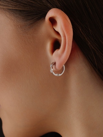 Купить оптом серьги из серебра с фианитами 2340205825л от Krasnoe