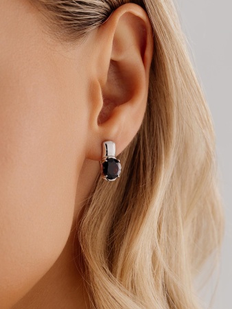 Купить оптом серьги из серебра с гранатами 2340151117 от Krasnoe