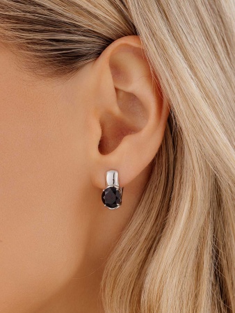 Купить оптом серьги из серебра с гранатами 2340151117 от Krasnoe