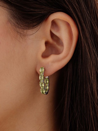 Купить оптом серьги из серебра с хризолитами 2340131182 от Krasnoe