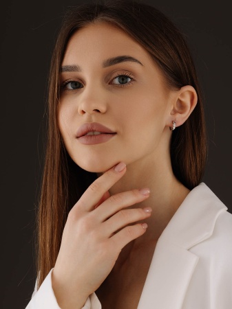 Купить оптом серьги из серебра с фианитами 2340205827л от Krasnoe