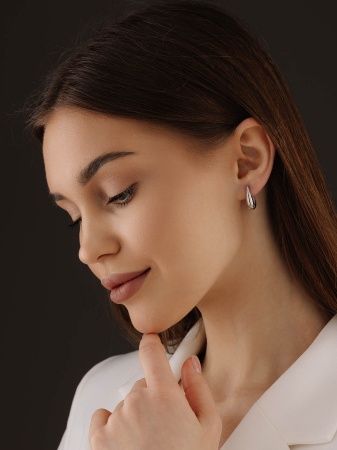 Купить оптом серьги из серебра без вставок 2340401270 от Krasnoe