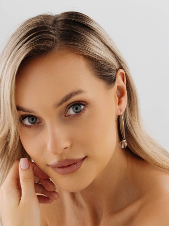 Купить оптом серьги из серебра с хрусталём 2340521068 от Krasnoe