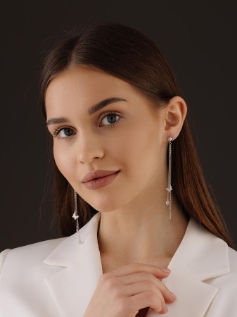 Купить оптом пусеты из серебра с фианитами 2340200645л от Krasnoe