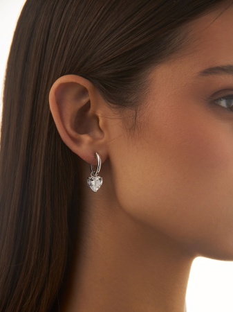 Оптом серьги из серебра с фианитами 2340204852 цена от Krasnoe Купить оптом серьги из серебра с фианитами 2340204852 от Krasnoe