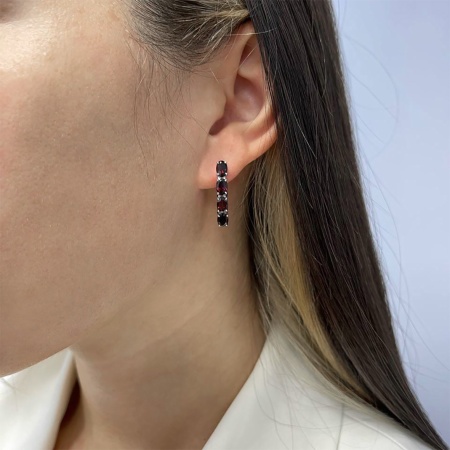 Купить оптом серьги из серебра с гранатами 2340151182 от Krasnoe