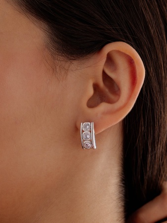 Купить оптом серьги из серебра с фианитами 2340201336 от Krasnoe