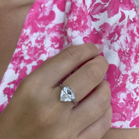 Купить оптом серьги из серебра с фианитами 2340204852 от Krasnoe