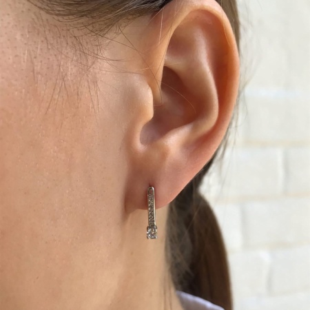 Купить оптом серьги из серебра с фианитами 2340200205 от Krasnoe