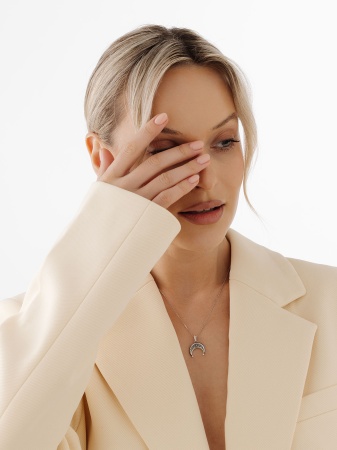 Купить оптом подвеска из серебра без вставок 3310401815 от Krasnoe